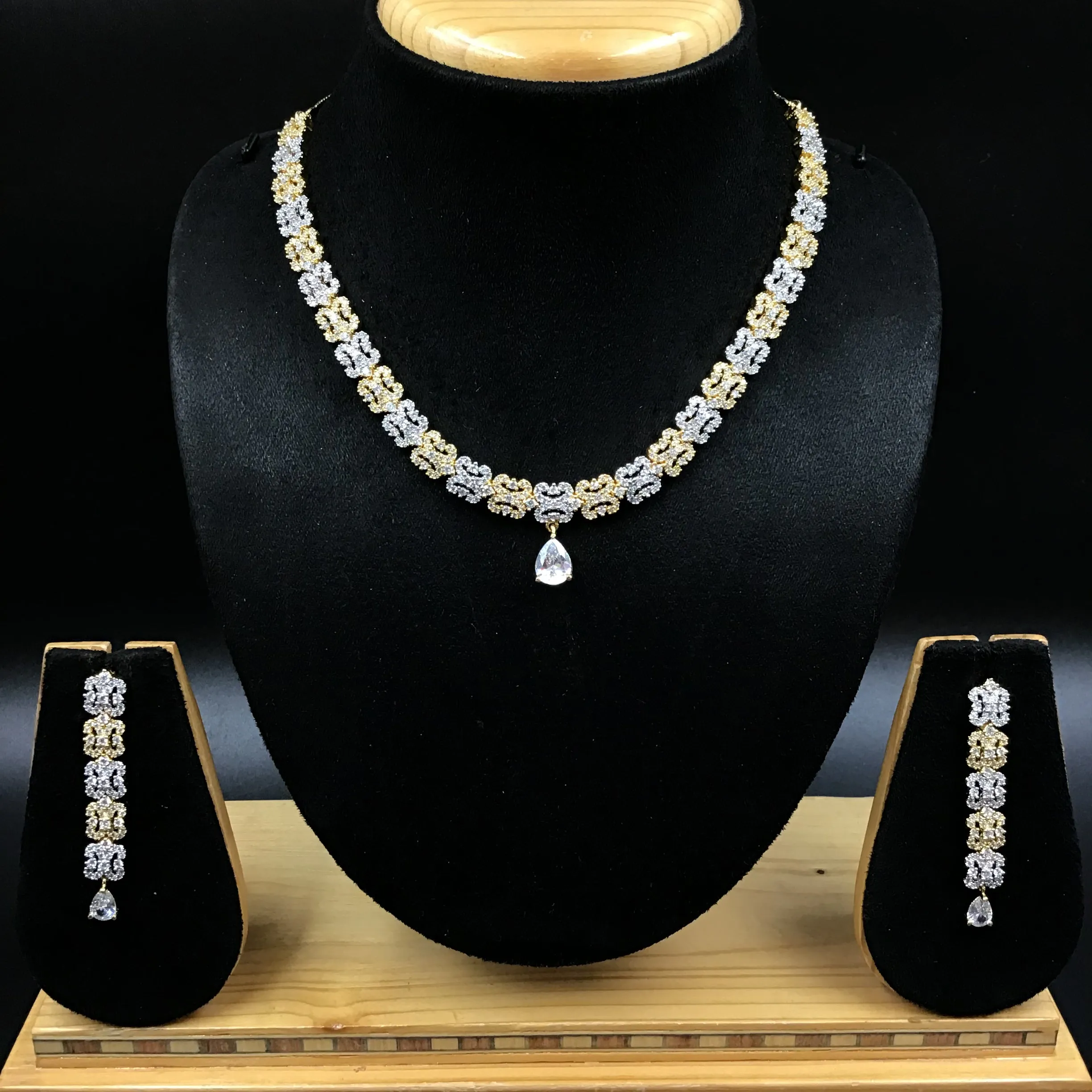 Gold Polish Light Zircon/AD Necklace Set 7608-1185