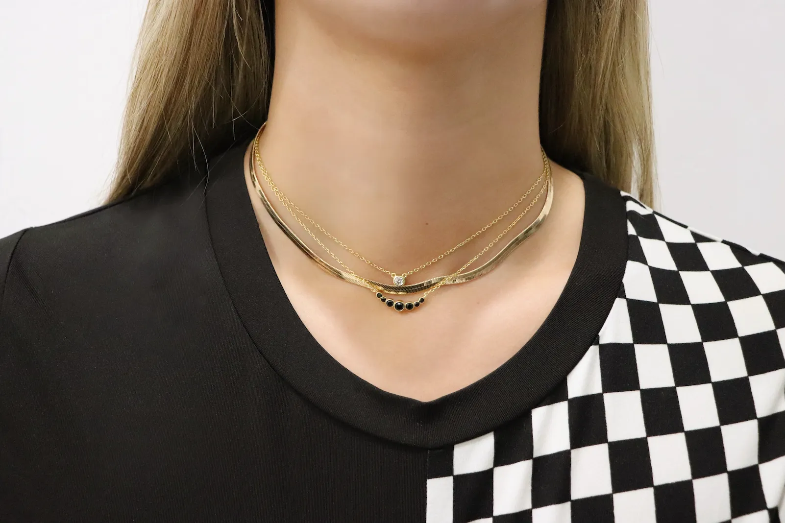 Johann necklace (color options)