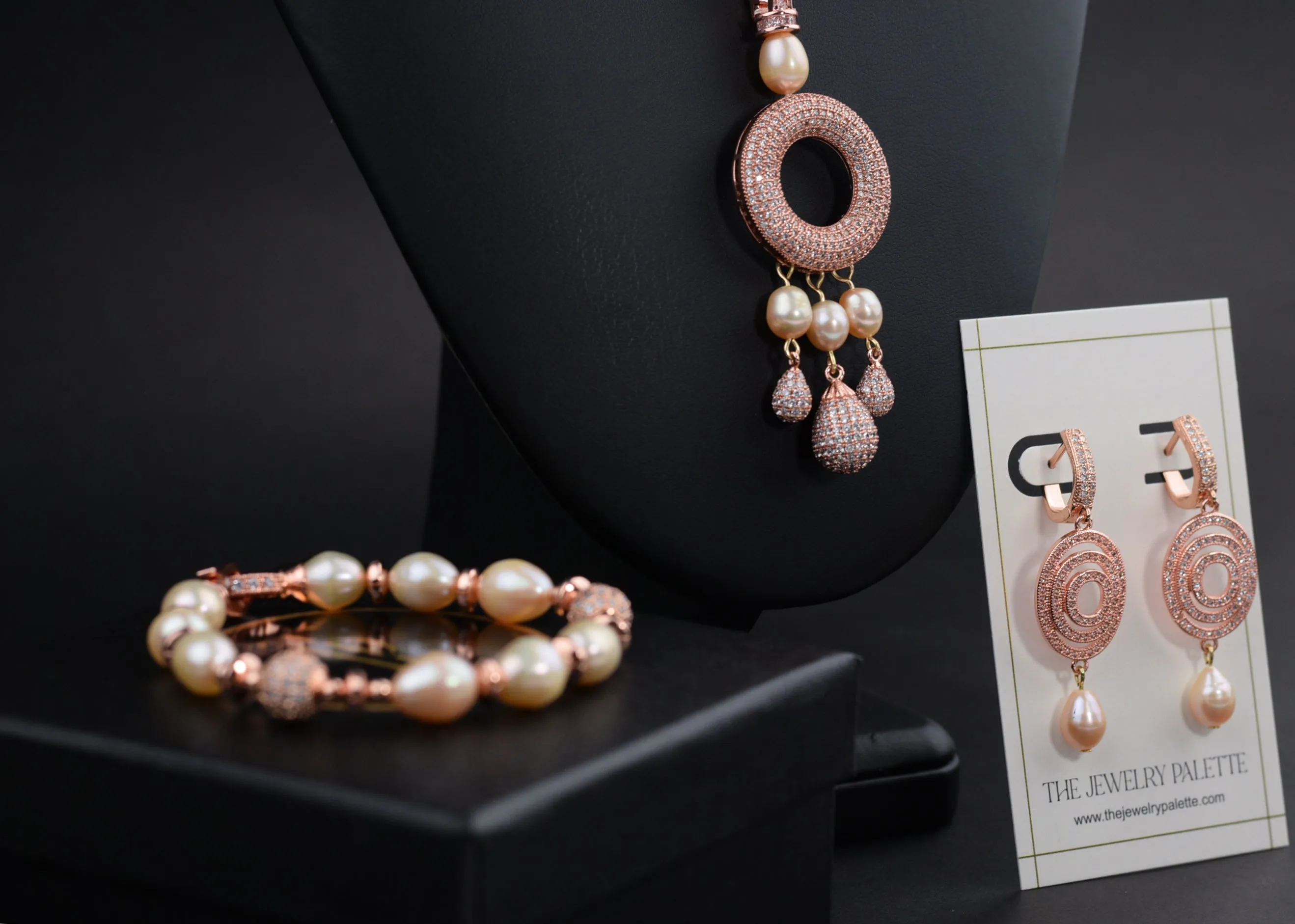 Juliette rose gold chain necklace with pink pearls