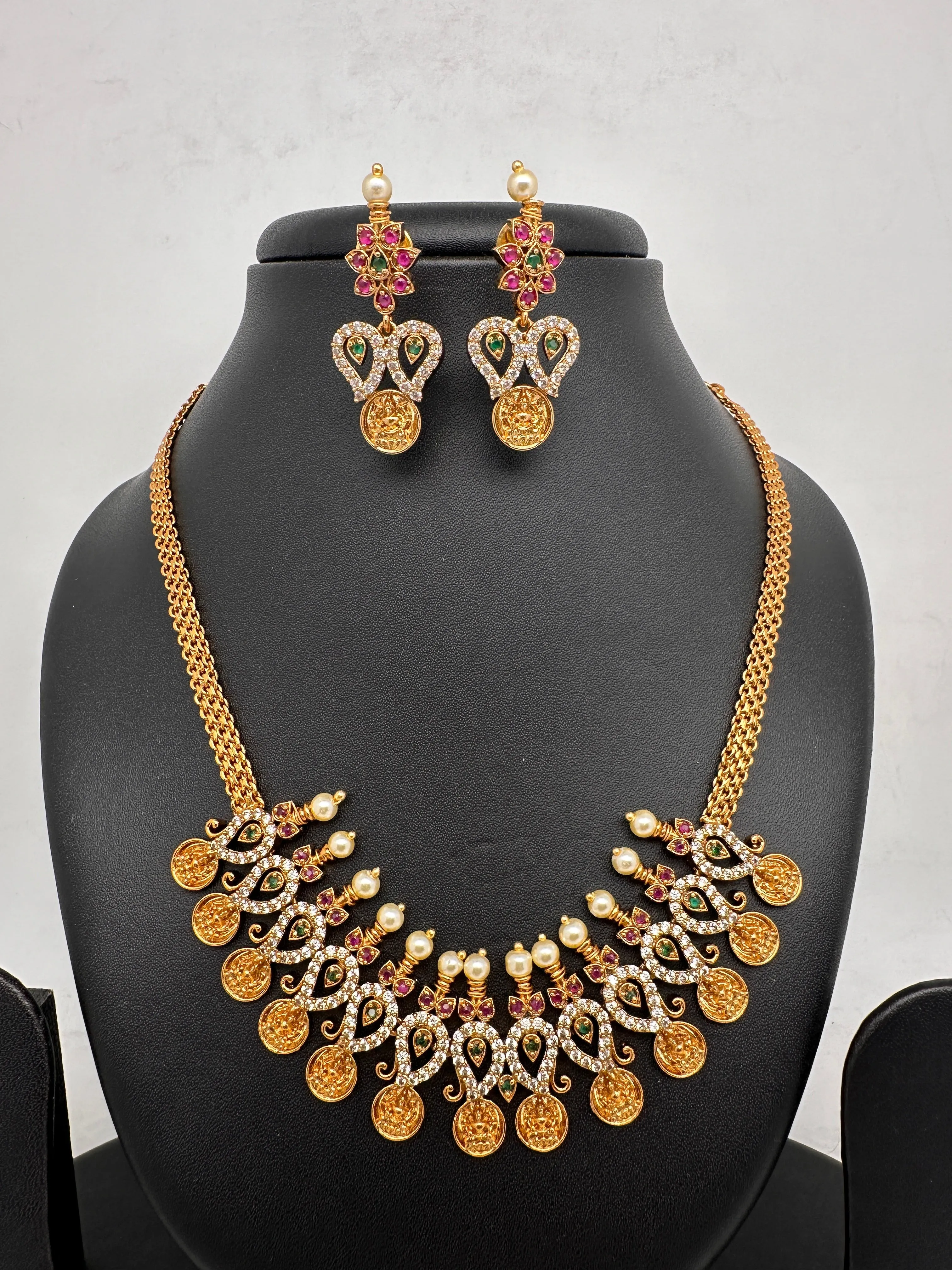 Mango Chain Style Dainty Necklace