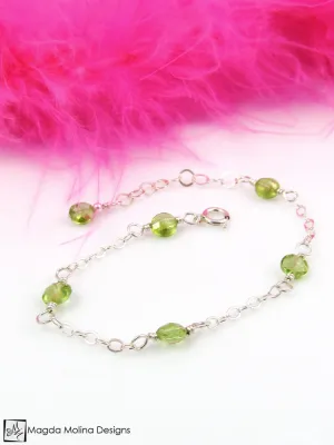 Mini Goddess (children) Delicate Peridot Bracelet