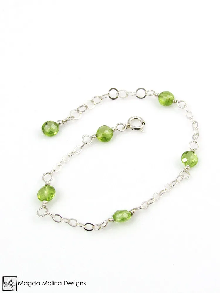 Mini Goddess (children) Delicate Peridot Bracelet