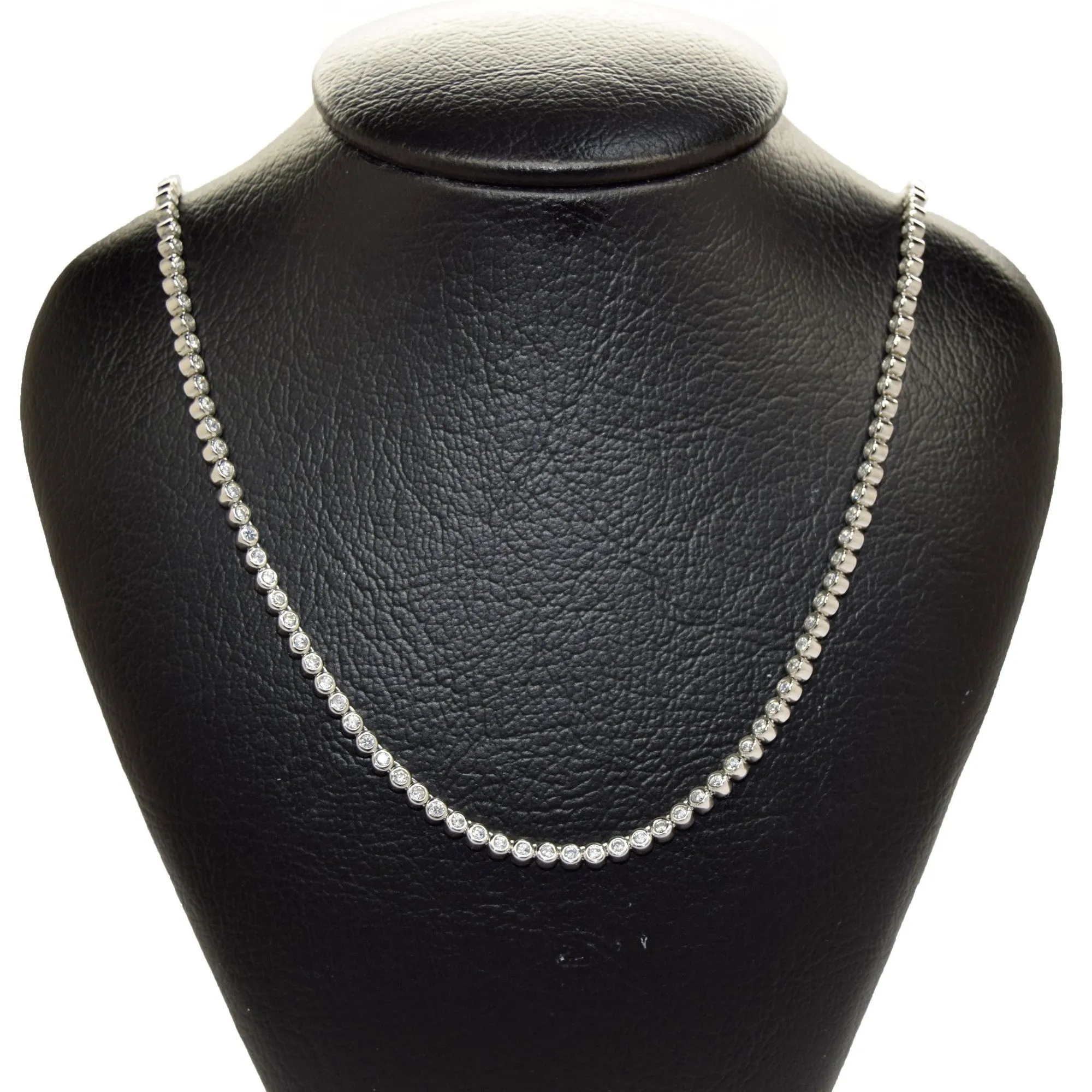 Round Bezel Tennis Necklace