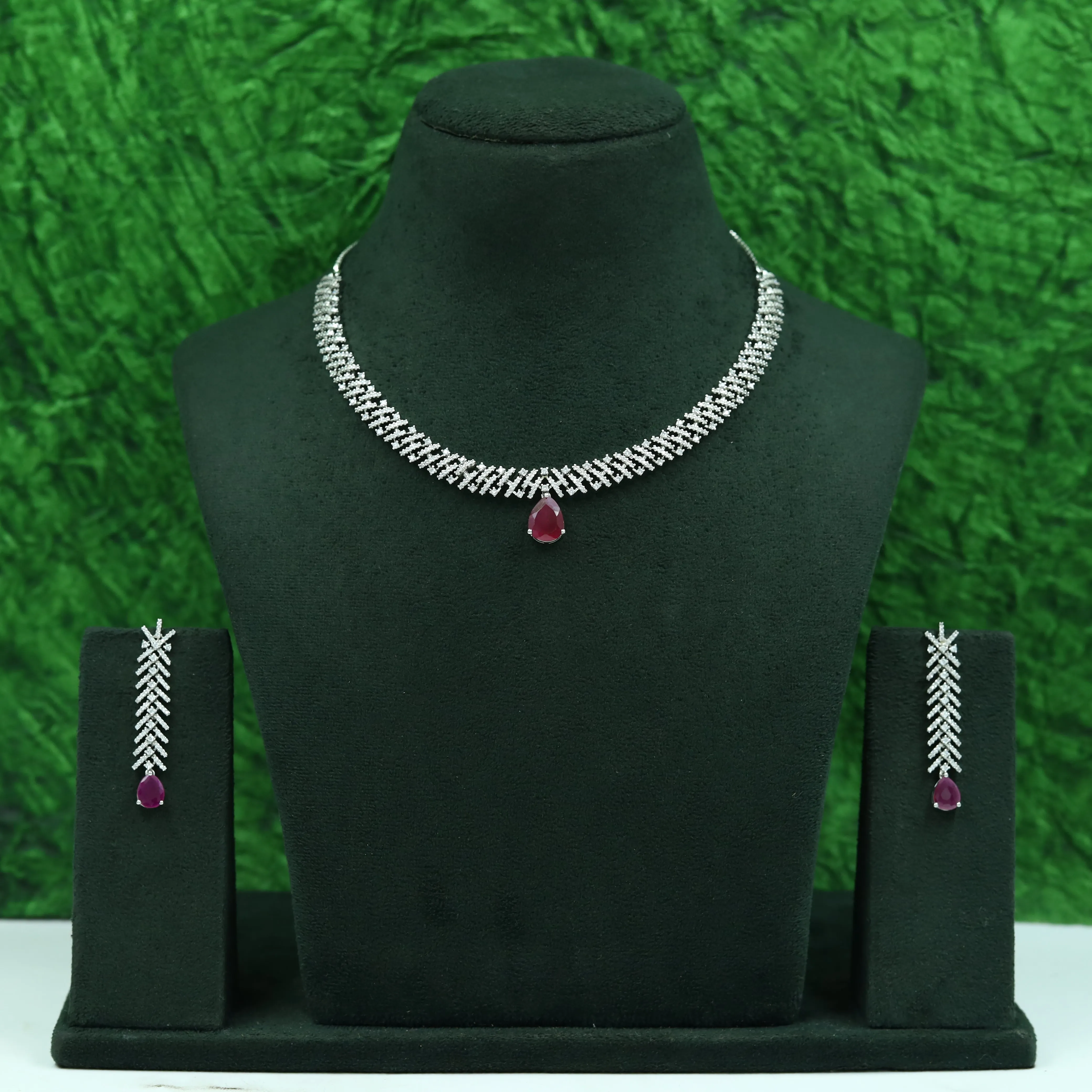 Round Neck Zircon/AD Necklace Set 16568-69
