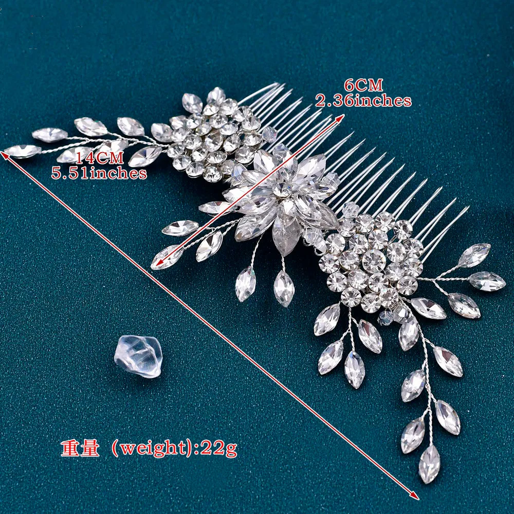 Shiny crystals distinct scattered detail bridal comb