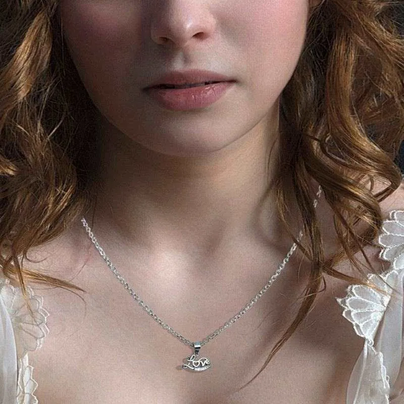 Silver Love pendant with Link Chain