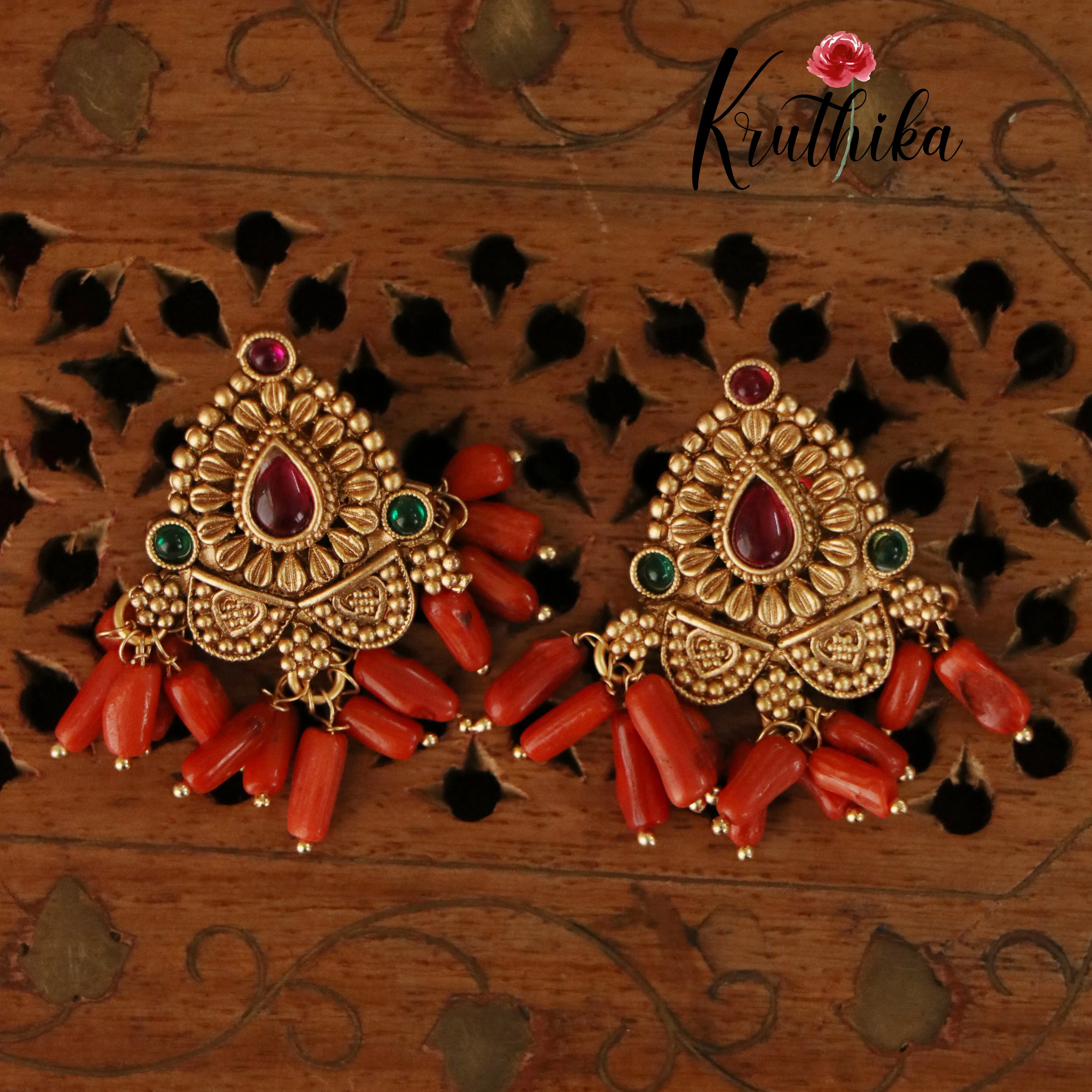Trendy Antique Coral hasli Necklace Set NC1667